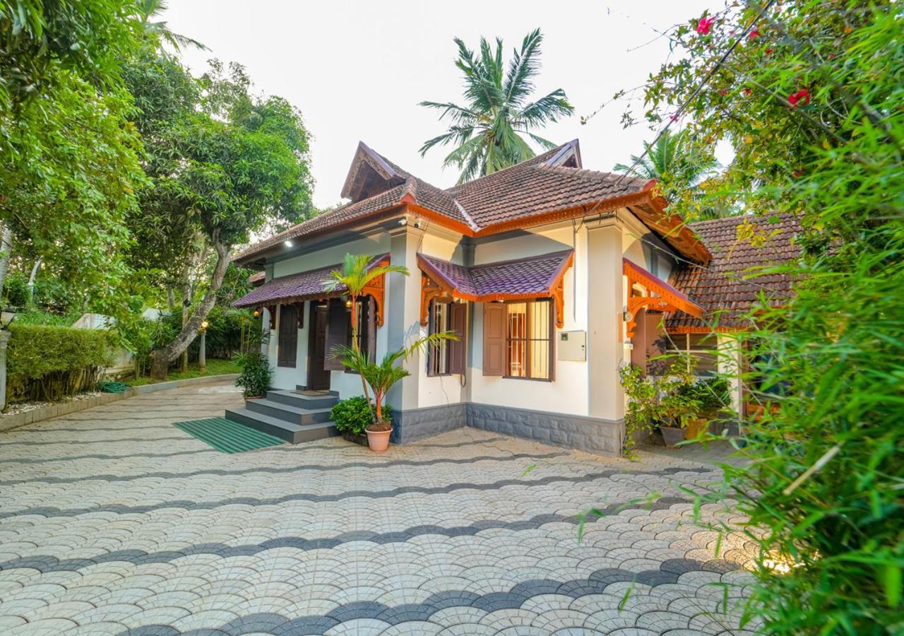 Pop Tavern Kovalam Beach Villa By Voye Homes Exterior foto