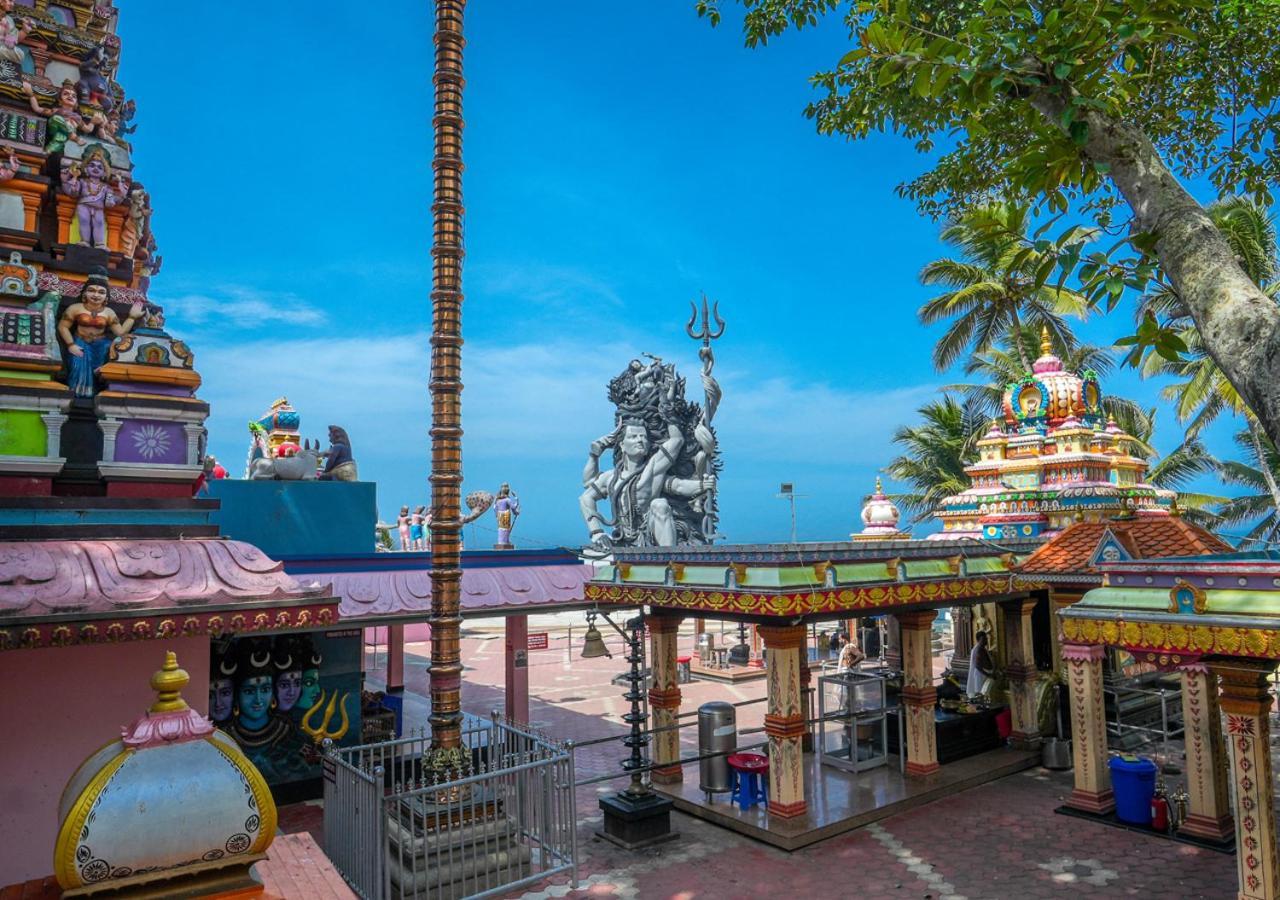 Pop Tavern Kovalam Beach Villa By Voye Homes Exterior foto