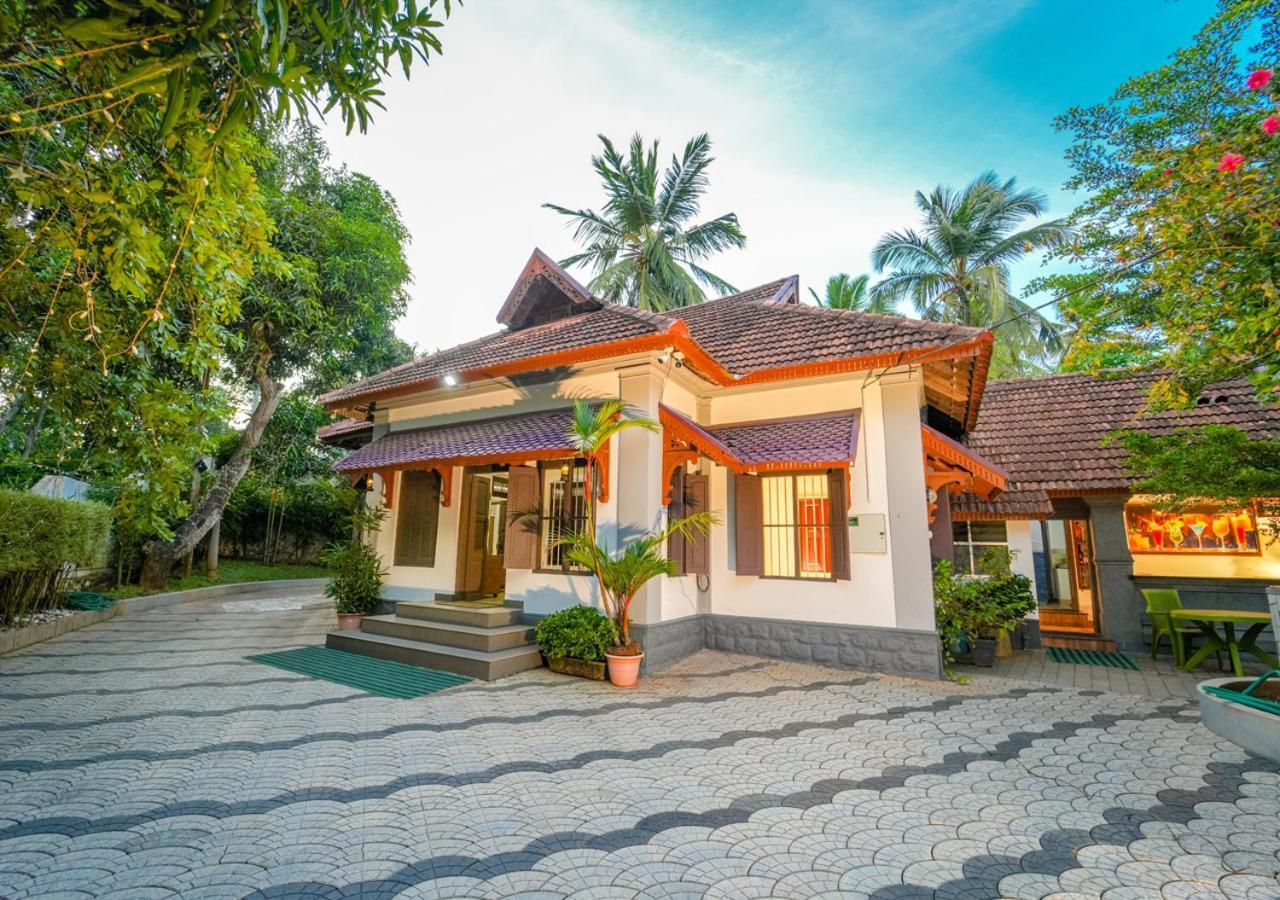 Pop Tavern Kovalam Beach Villa By Voye Homes Exterior foto